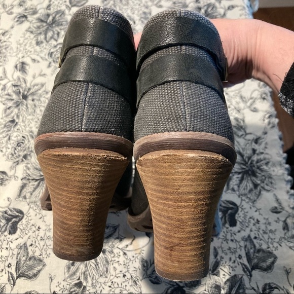 KENNETH COLE Reaction Sz 9 Fabric Leather 3.5” Stacked Heel Ankle  Booties - Picture 9 of 13